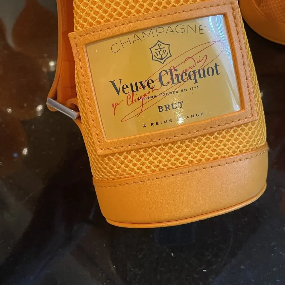 6 Veuve Clicquot Acrylic Plastic Champagne Orange Flutes & 4 Bottle Knit Jackets